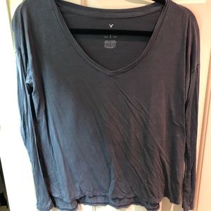 american eagle gray v neck